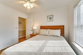 9 Mi to Dtwn: Greenville Home w/ Screened Patio!