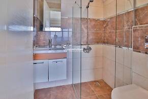 Stunning 4-bedroom Villa in Kaş With Private Pool and Breathtaking Oce