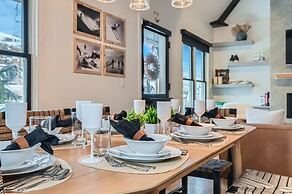 1102 Park Avenue Dream 4 Bedroom Home