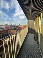 2br-2ensuite-balcony-cityview-parking-central