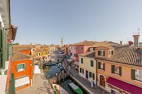 Luxury Burano Penthouse - Lagoon View