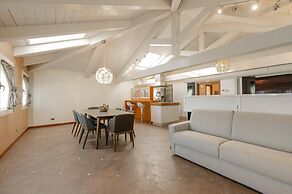 Luxury Burano Penthouse - Lagoon View