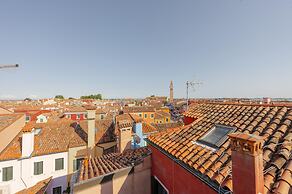 Luxury Burano Penthouse - Lagoon View