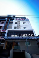 hotel emerald