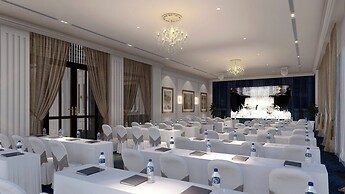 Cong Tu Bac Lieu Hotel