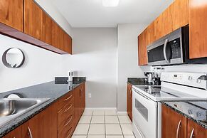 Sky High 31st Floor Condo W Parking