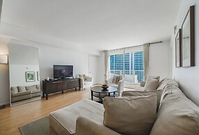 Sky High 31st Floor Condo W Parking