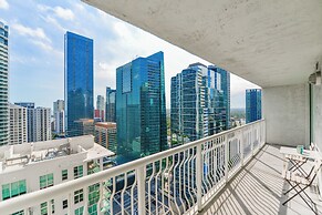 Sky High 31st Floor Condo W Parking