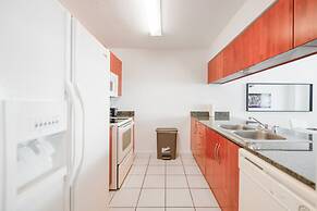 Sky High 31st Floor Condo W Parking