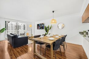 Sky High 31st Floor Condo W Parking