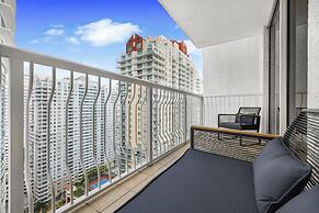 Sky High 31st Floor Condo W Parking