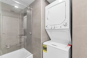 Sky High 31st Floor Condo W Parking