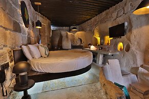 Eka Cave Suites