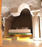 Eka Cave Suites