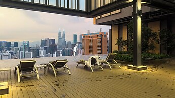 Harmony Luxury Suites At Lucentia BBCC