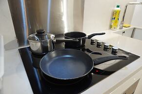 Harmony Luxury Suites At Lucentia BBCC