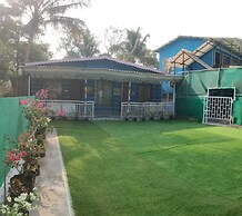 Supriti's Farmington Splash Resort