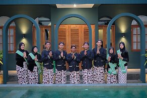 Agung Guest House by RF