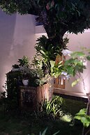 Agung Guest House by RF