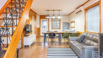 Hongcheon Fiction House Pension