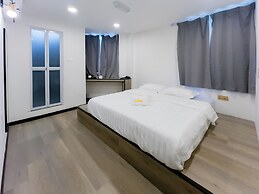 Ru Jia Hai She Hotel