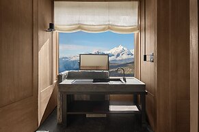 Deqin Meri Poodom hotel