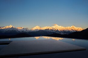 Deqin Meri Poodom hotel