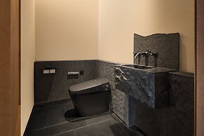 Deqin Meri Poodom hotel