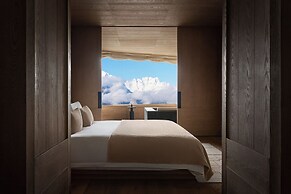 Deqin Meri Poodom hotel