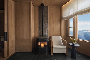 Deqin Meri Poodom hotel