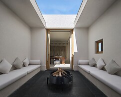 Deqin Meri Poodom hotel