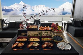 Deqin Meri Poodom hotel