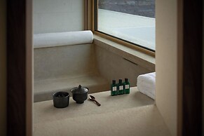 Deqin Meri Poodom hotel