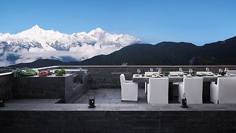 Deqin Meri Poodom hotel