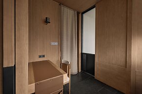 Deqin Meri Poodom hotel