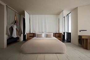 Deqin Meri Poodom hotel