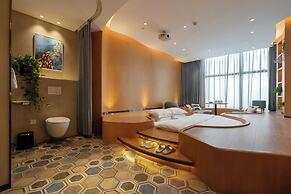 ChongQing BackHome Riverview Hotel