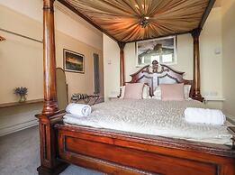 Plas Y Bryn Manor Hotel