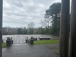 Plas Y Bryn Manor Hotel