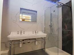 Plas Y Bryn Manor Hotel