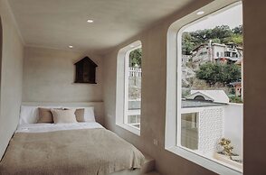 HANG ZHOU XI HU DOUMO SHAN JING JIU DIAN