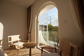 HANG ZHOU XI HU DOUMO SHAN JING JIU DIAN