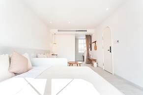 HANG ZHOU XI HU DOUMO SHAN JING JIU DIAN