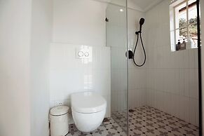 HANG ZHOU XI HU DOUMO SHAN JING JIU DIAN