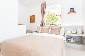 HANG ZHOU XI HU DOUMO SHAN JING JIU DIAN