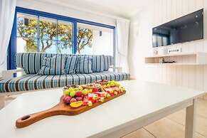 Club Mykonos by First Private Stays