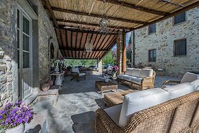 Villa Chianti With Exclusive Pool And Typical Barn