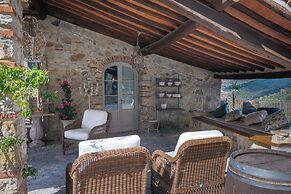 Villa Chianti With Exclusive Pool And Typical Barn