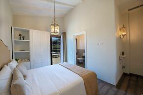 Villa Chianti With Infinity Pool And Vineyard View