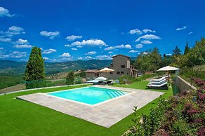 Villa Chianti With Panoramic Pool On The Vineyard